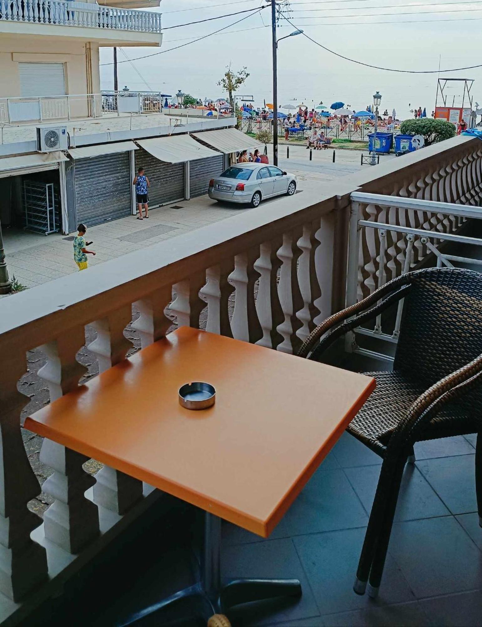 Iliana Hotel Paralia Екстер'єр фото